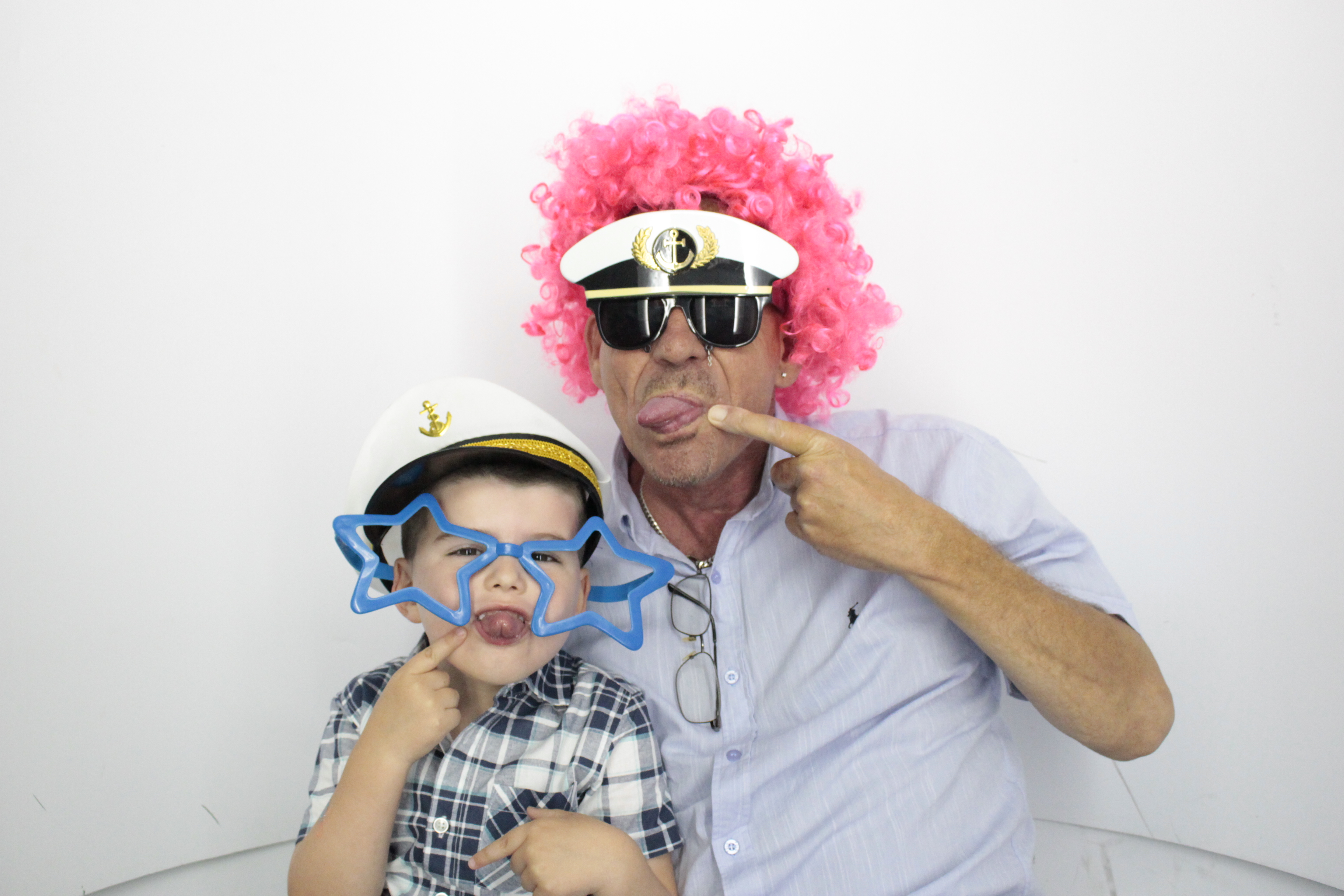 Kerry's 30th Birthday | View more photos from the event at gallery.myphotoboothexperience.co.uk/u/MyPhotoBoothExperienceLtd/Kerrys-30th-Birthday